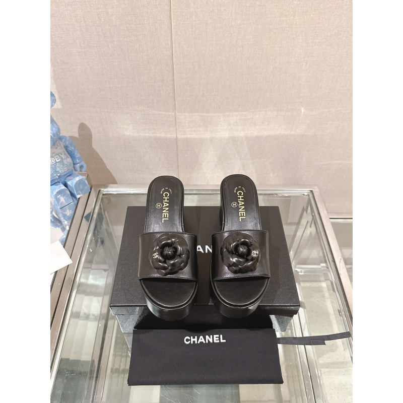 Ch*el slippers